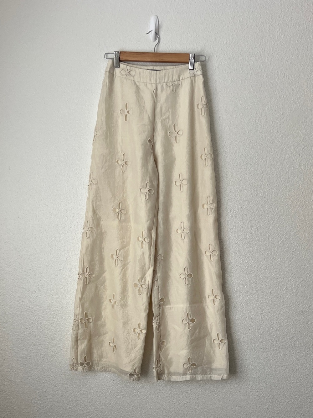 Lulus Elif Cream Eyelet Embroidered High Rise Wide Leg Pants Ivory Small